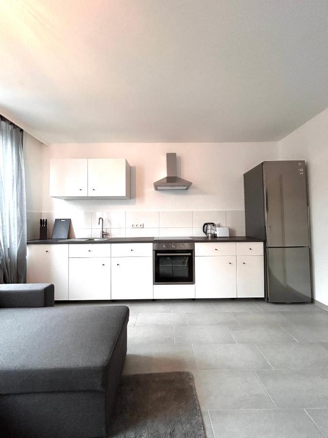 קאסל 93Qm-4 Rooms-Wifi-City Centre מראה חיצוני תמונה